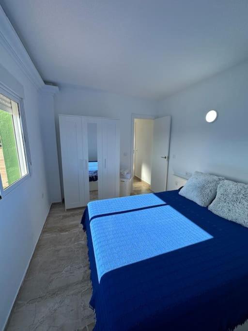 6apartment With Sea Views In A Mazarrón